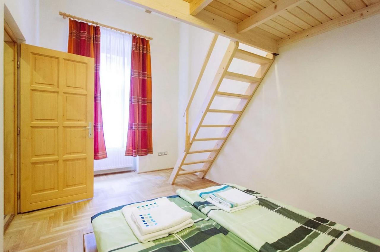 All In 10 Apartment, Bp Downtown Ac Apartamento Budapeste